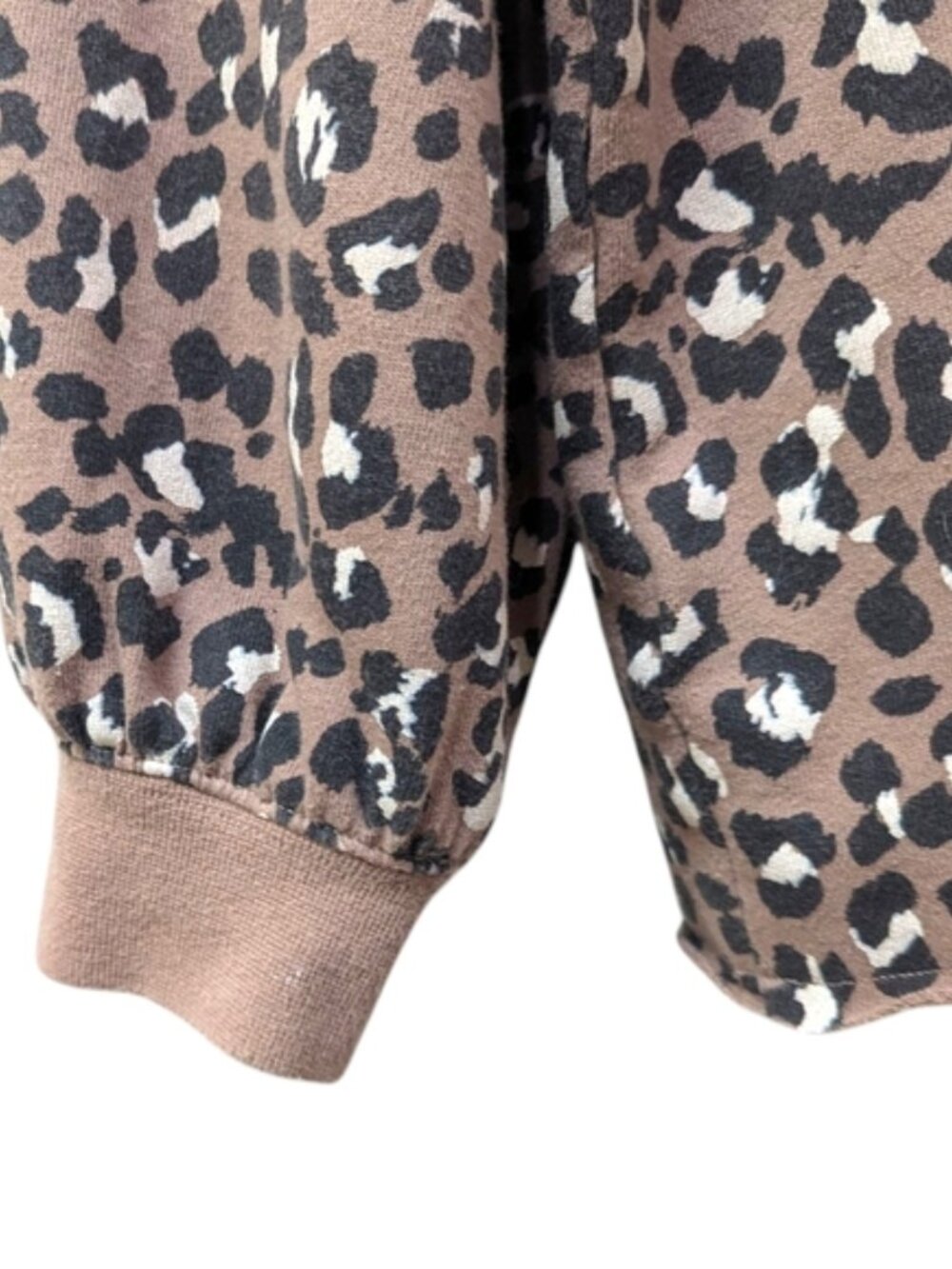 Rails Reeves Mountain Leopard Animal Print Raw Hem Sweatshirt (S) - Picture 7 of 10